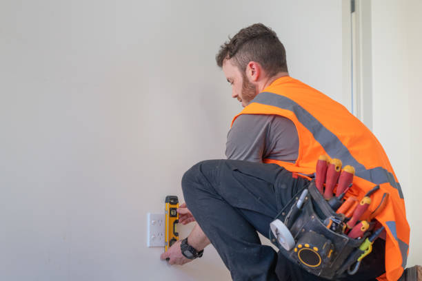 Best Affordable Emergency Electrician  in Cashton, WI