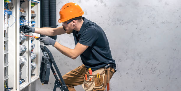 Best Commercial Electrician Services  in Cashton, WI